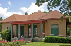The Hopkins County Museum - front view.
